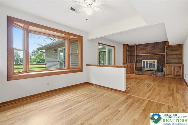 714 Lexington Road, Lower Nazareth Twp, PA 18064