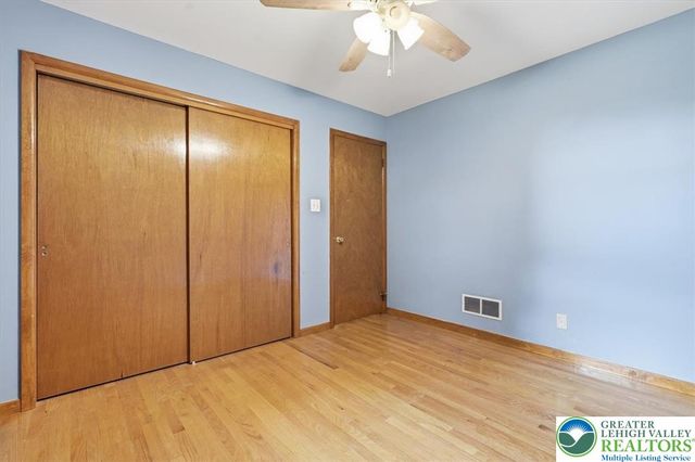 714 Lexington Road, Lower Nazareth Twp, PA 18064