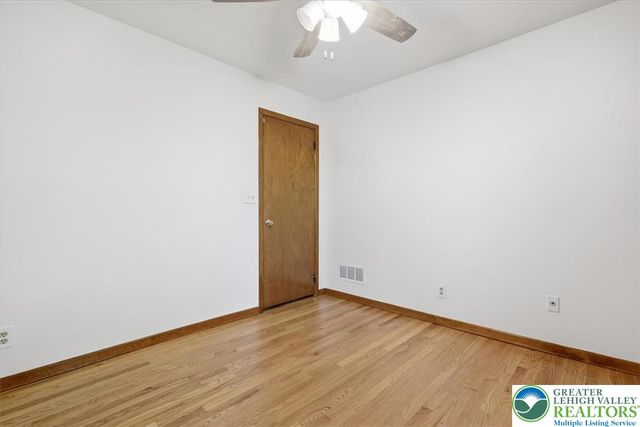 714 Lexington Road, Lower Nazareth Twp, PA 18064
