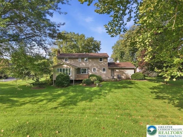714 Lexington Road, Lower Nazareth Twp, PA 18064