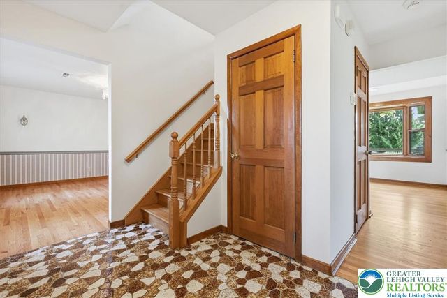 714 Lexington Road, Lower Nazareth Twp, PA 18064