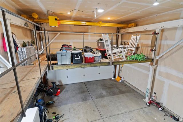 2544 W 1675 N, Clinton, UT 84015