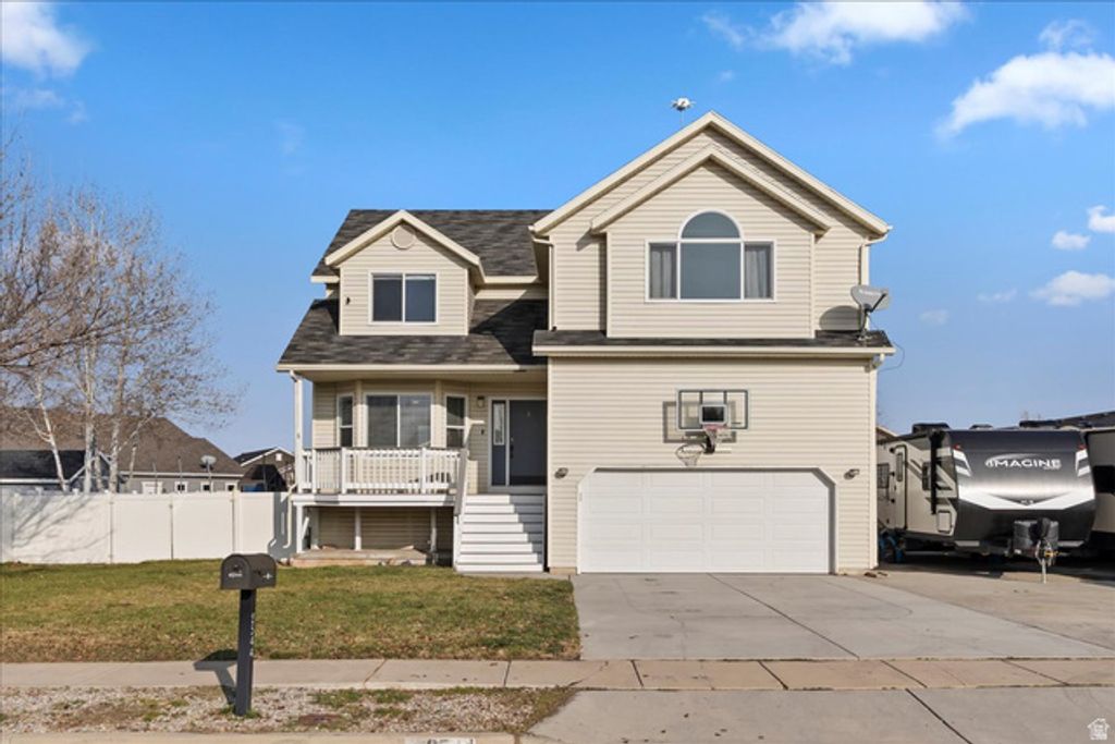 2544 W 1675 N, Clinton, UT 84015