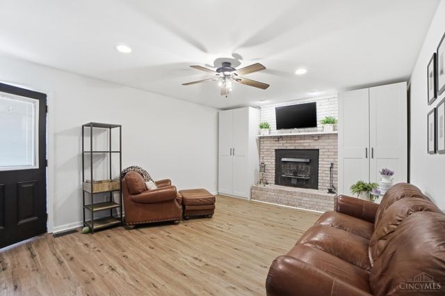 921 Briarwood Court, Mason, OH 45040