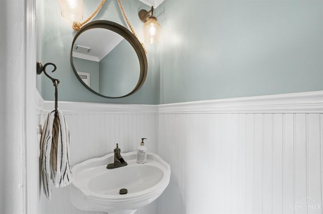 921 Briarwood Court, Mason, OH 45040