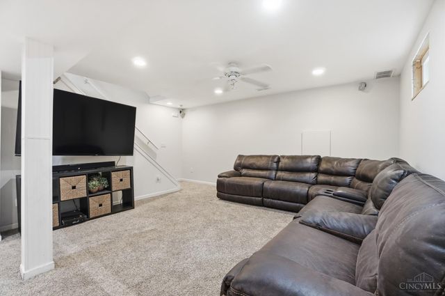 921 Briarwood Court, Mason, OH 45040