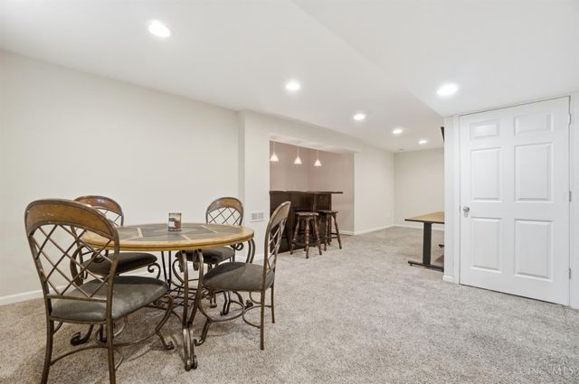 921 Briarwood Court, Mason, OH 45040