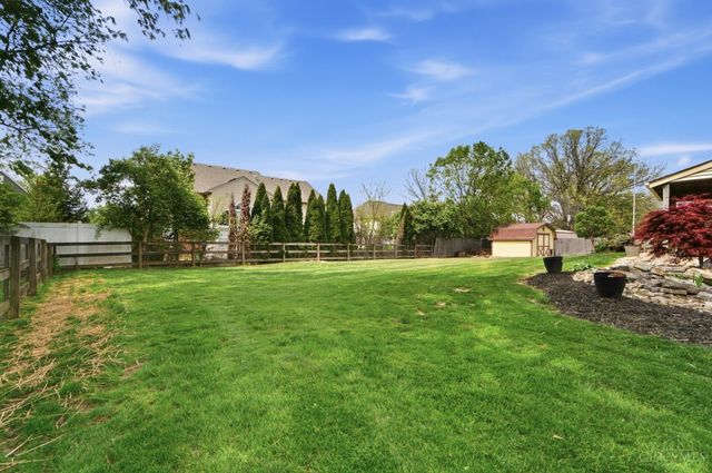 921 Briarwood Court, Mason, OH 45040