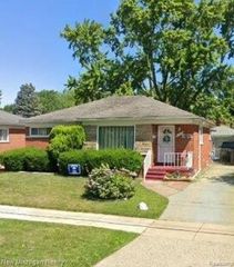 24936 Elmira, Redford Charter Township, MI 48239