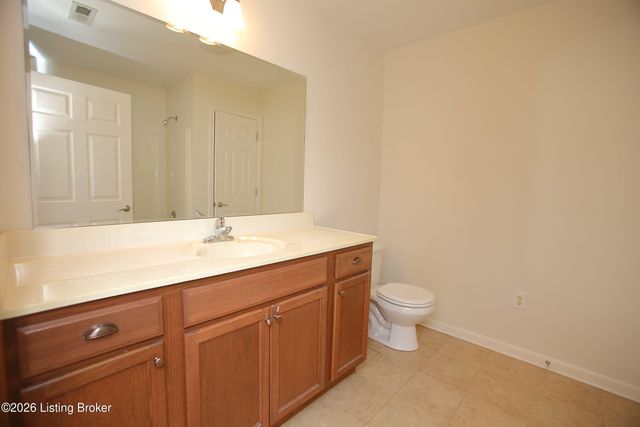 3711 Tuscany Valley Dr, Louisville, KY 40219