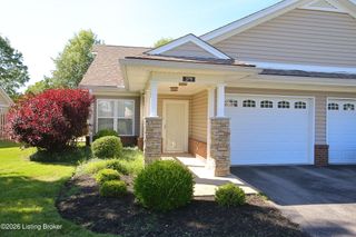 3711 Tuscany Valley Dr, Louisville, KY 40219