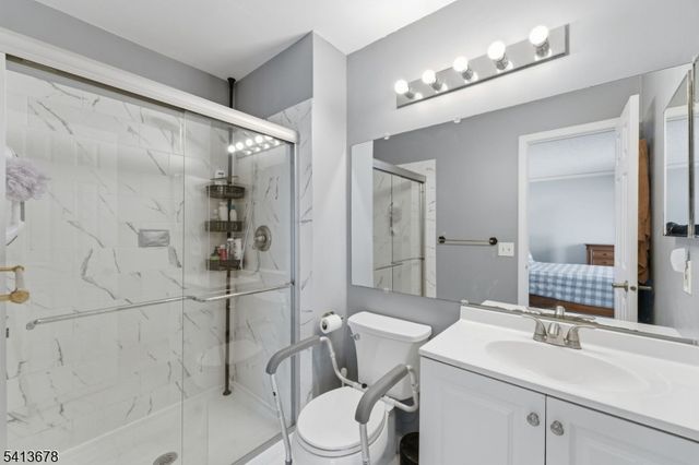 109 Edward Dr, Franklin Twp., NJ 08823