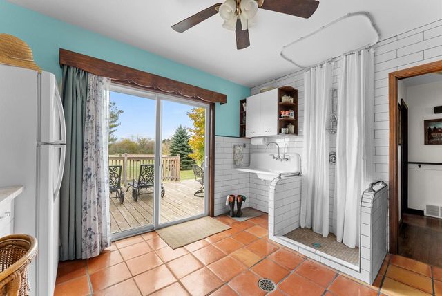 2383 S 18th STREET, Manitowoc, WI 54220