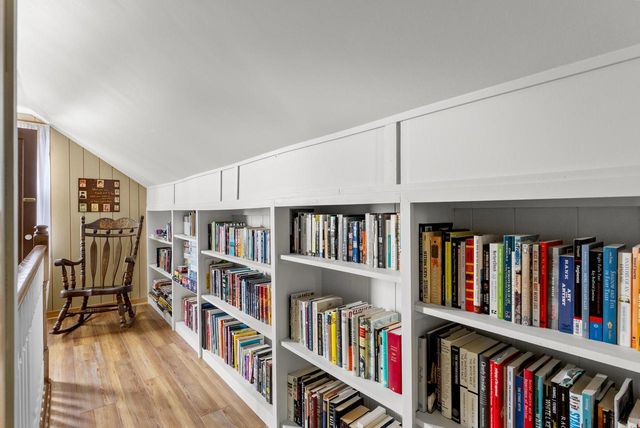 2383 S 18th STREET, Manitowoc, WI 54220