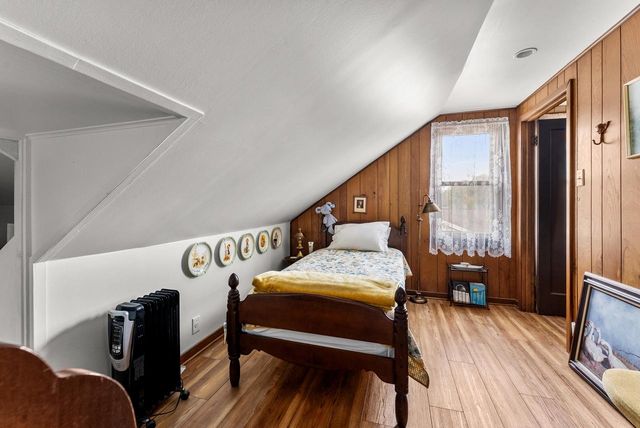 2383 S 18th STREET, Manitowoc, WI 54220