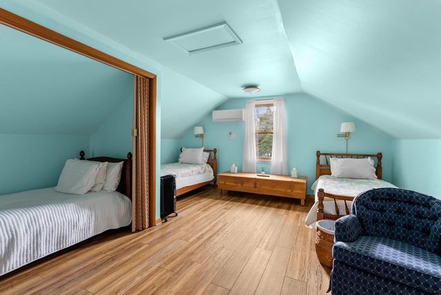 2383 S 18th STREET, Manitowoc, WI 54220