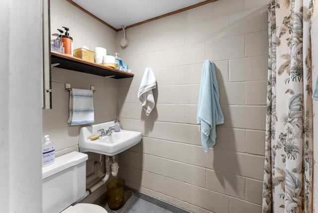 2383 S 18th STREET, Manitowoc, WI 54220