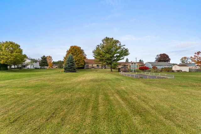 2383 S 18th STREET, Manitowoc, WI 54220