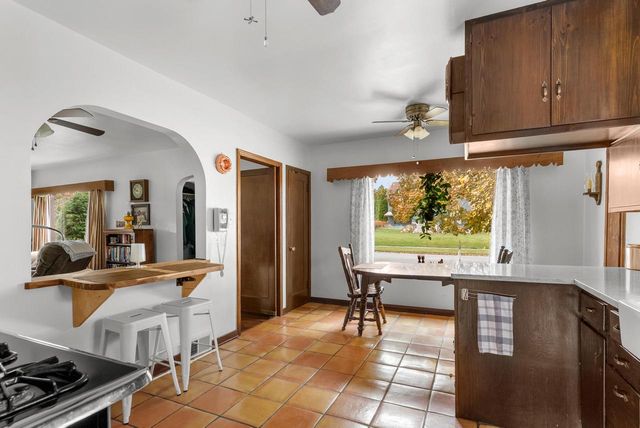 2383 S 18th STREET, Manitowoc, WI 54220