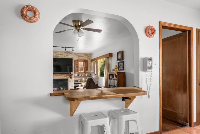 2383 S 18th STREET, Manitowoc, WI 54220