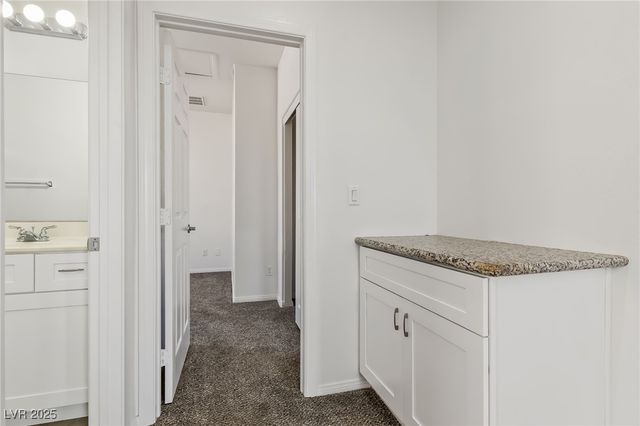 2341 Thornwood Castle Drive, Laughlin, NV 89029