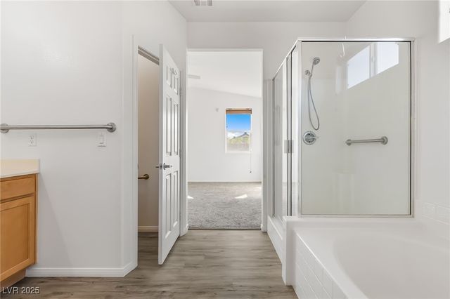 2341 Thornwood Castle Drive, Laughlin, NV 89029