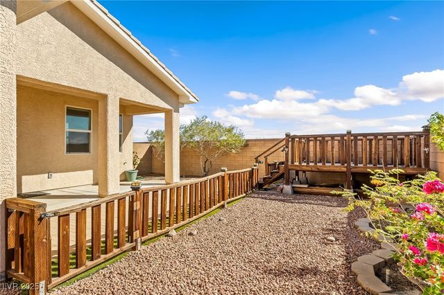 2341 Thornwood Castle Drive, Laughlin, NV 89029