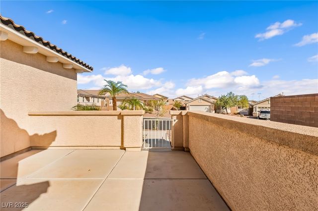 2341 Thornwood Castle Drive, Laughlin, NV 89029