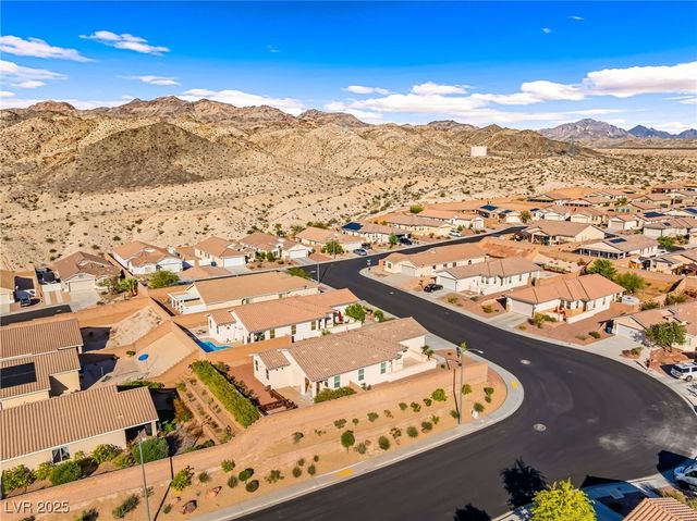 2341 Thornwood Castle Drive, Laughlin, NV 89029