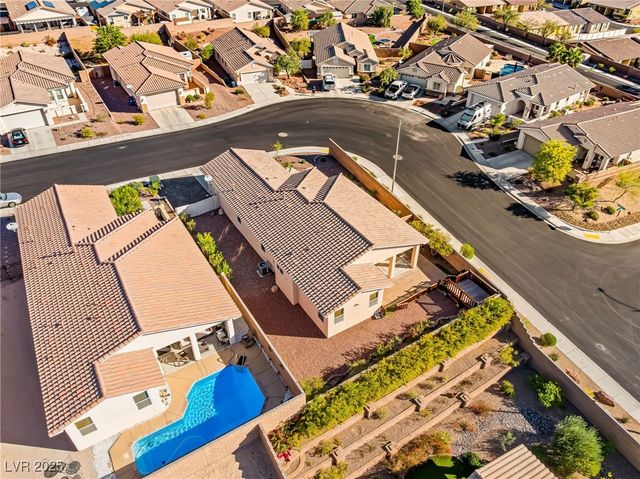 2341 Thornwood Castle Drive, Laughlin, NV 89029