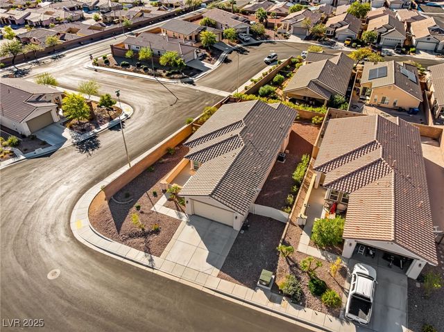 2341 Thornwood Castle Drive, Laughlin, NV 89029