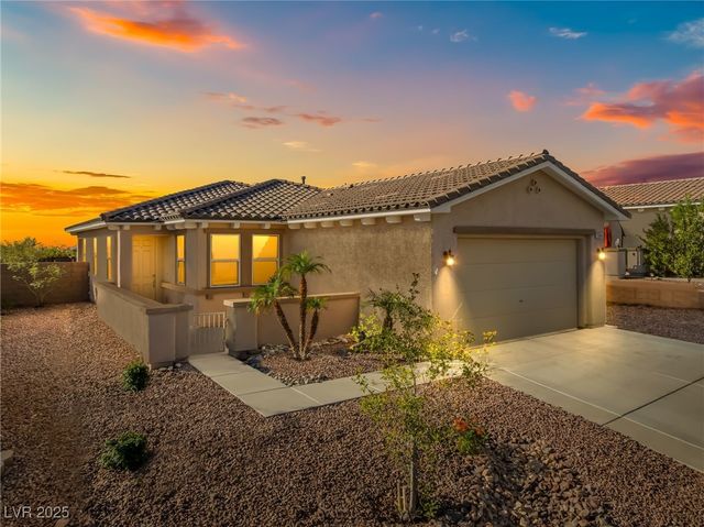 2341 Thornwood Castle Drive, Laughlin, NV 89029