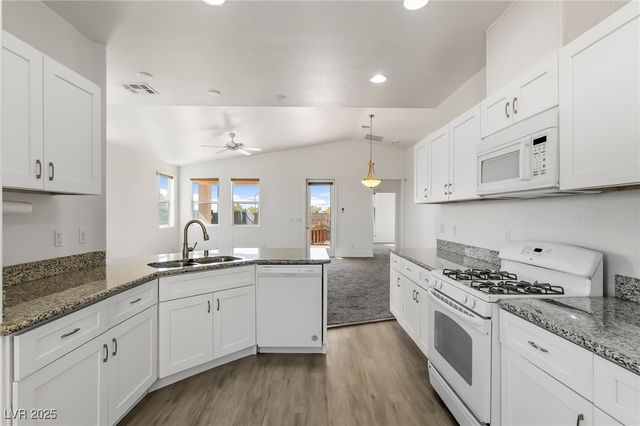 2341 Thornwood Castle Drive, Laughlin, NV 89029