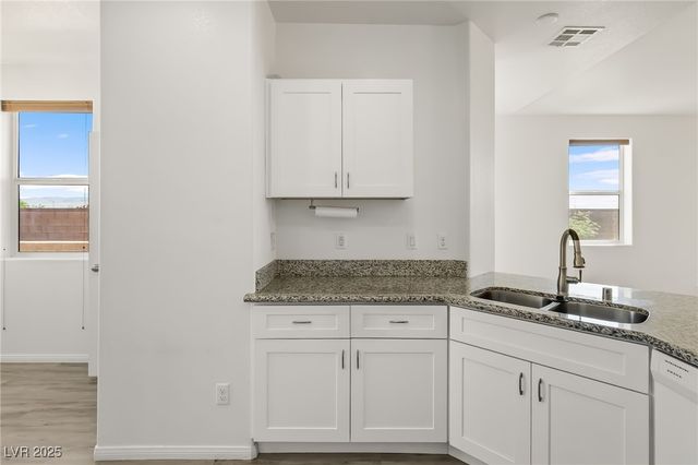 2341 Thornwood Castle Drive, Laughlin, NV 89029