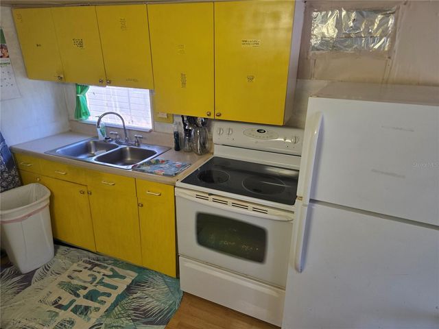 1106 51ST AVENUE W, Bradenton, FL 34207