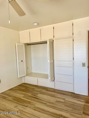 15430 N BOWLING GREEN Drive, Sun City, AZ 85351