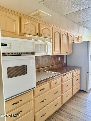 15430 N BOWLING GREEN Drive, Sun City, AZ 85351