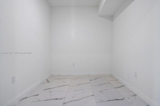 420 SW 7th Ave 204, Miami, FL 33130