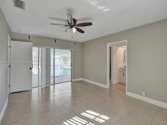 4330 NW 8th St, Plantation, FL 33317