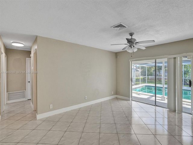 4330 NW 8th St, Plantation, FL 33317