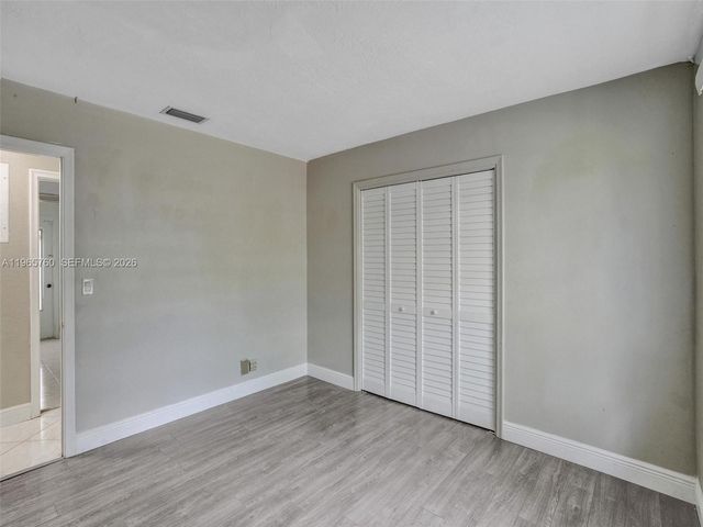 4330 NW 8th St, Plantation, FL 33317