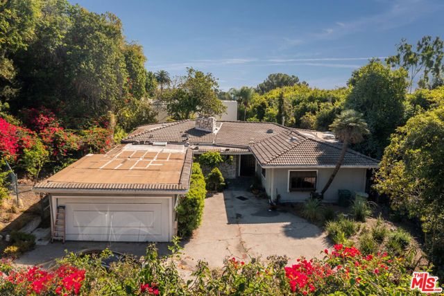 1150 Laurel Way, Beverly Hills, CA 90210