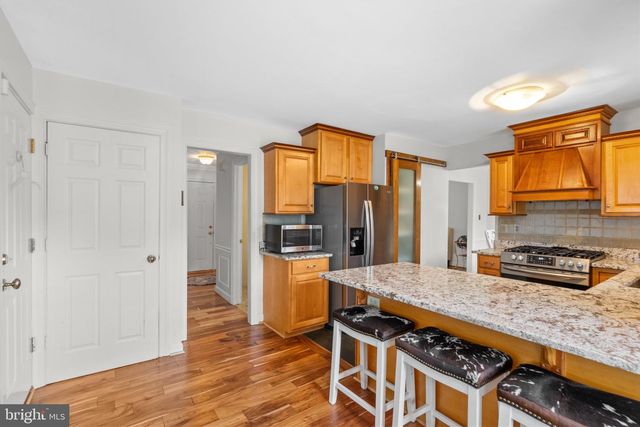 9 RED GRANITE CT, Gaithersburg, MD 20877