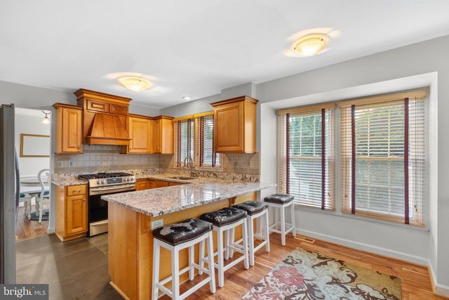 9 RED GRANITE CT, Gaithersburg, MD 20877