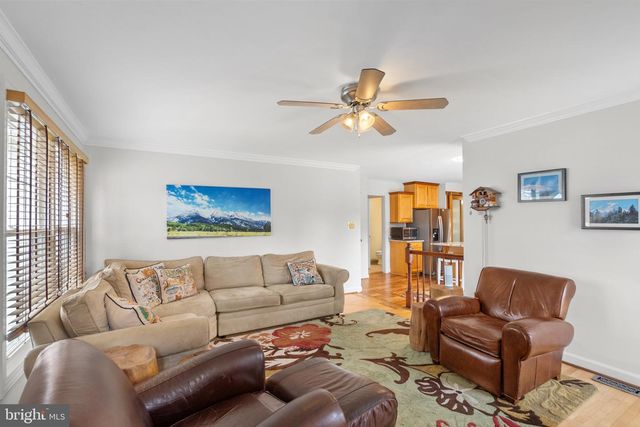 9 RED GRANITE CT, Gaithersburg, MD 20877