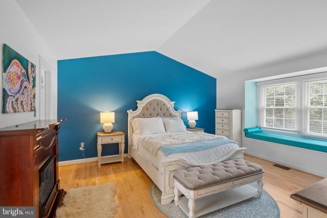 9 RED GRANITE CT, Gaithersburg, MD 20877