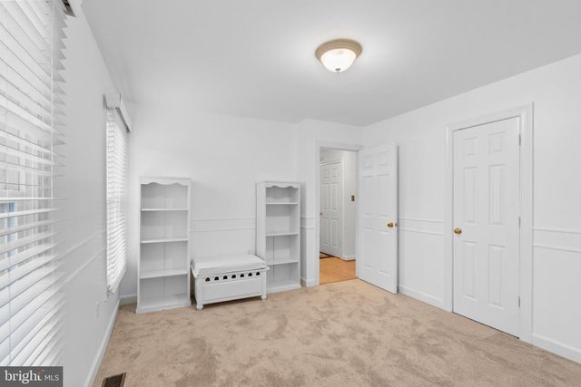 9 RED GRANITE CT, Gaithersburg, MD 20877