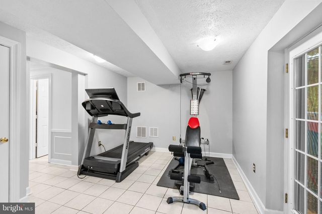 9 RED GRANITE CT, Gaithersburg, MD 20877