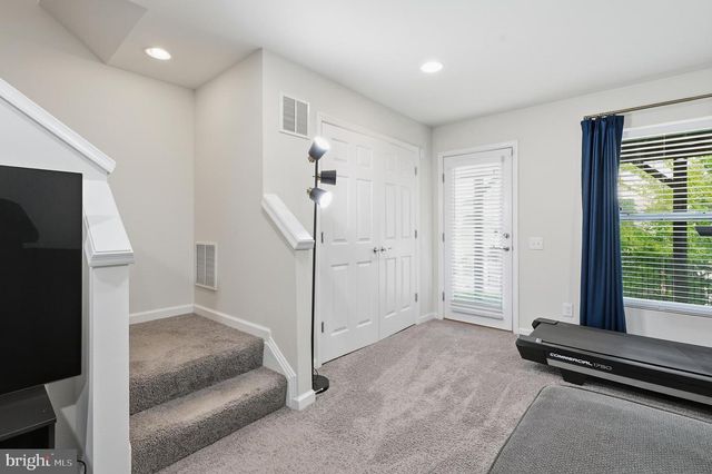 17008 HOSKINS WAY, Dumfries, VA 22026