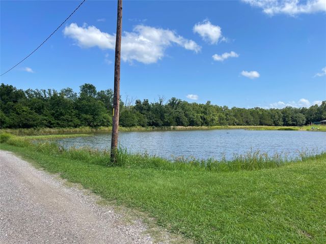 1902 Private Road 3344, Greenville, TX 75402